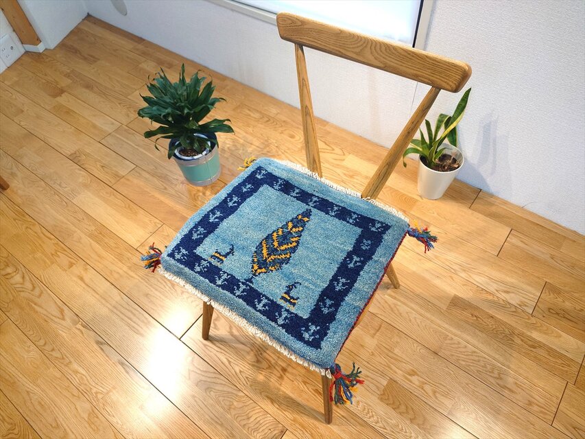 ペルシャ ギャッベ ミニマット ラグ 横42x37.5㎝ 糸杉 ヤギ羊 青色 藍