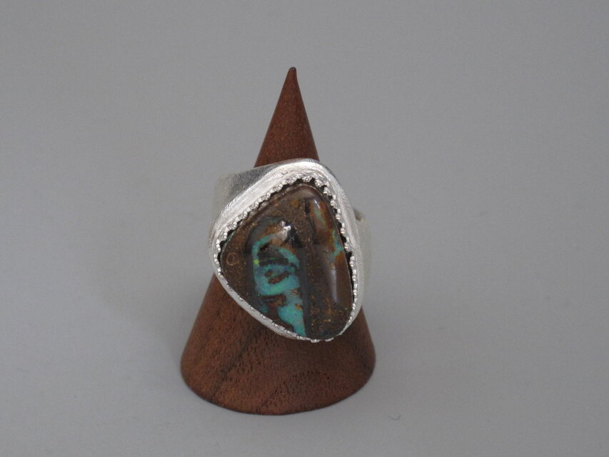 何の模様に見えますか？