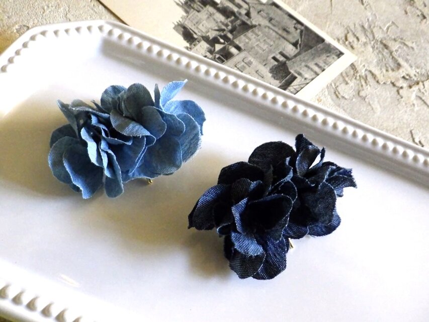 紫陽花のポニーフック ■ 柔らかデニムの紫陽花 ■ 2色展開　ライトブルー/ブルー