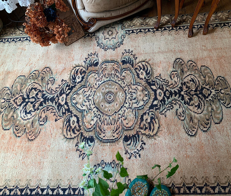 トルコ ヴィンテージラグ 987 超大判 レア クリーム ペール ブルー ピンク トルコ ヴィンテージラグ 987 超大判 レア クリーム ペール