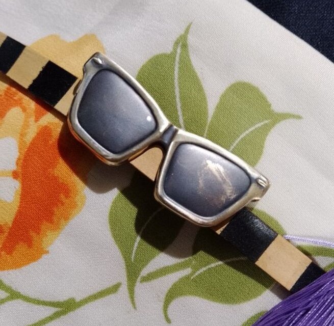 ラスト２点　真鍮ブラス製 サングラス眼鏡型帯留め　着物浴衣の帯締めの飾り・ブレスやチョーカー飾りに