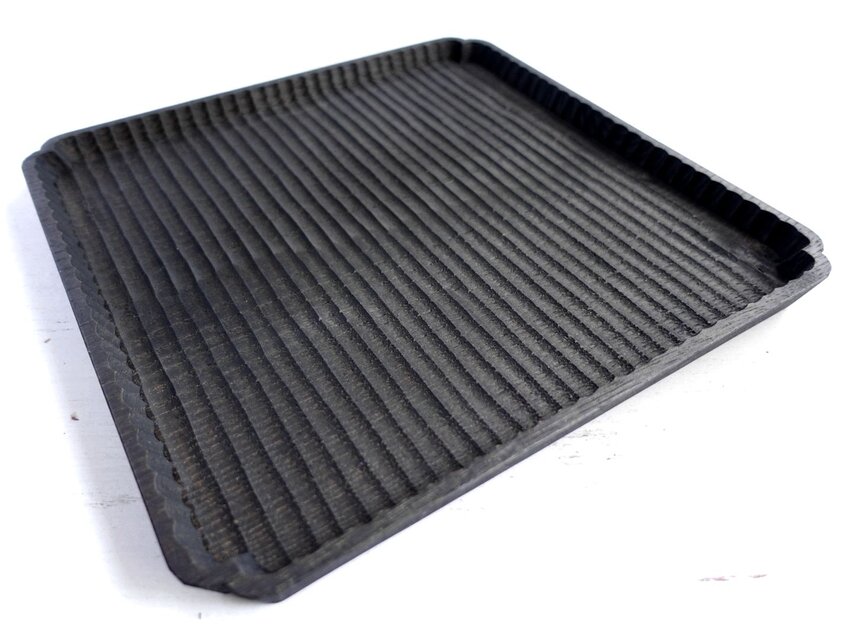 大きめの入隅 我谷盆 四角 墨染め | iichi 日々の暮らしを