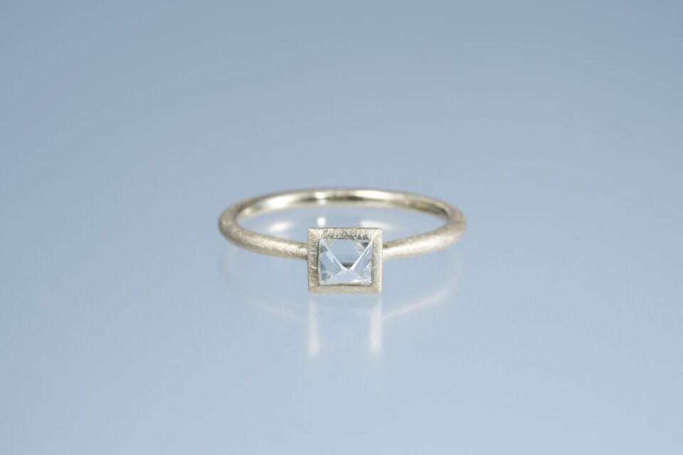 ダイヤモンド原石リング JE01668