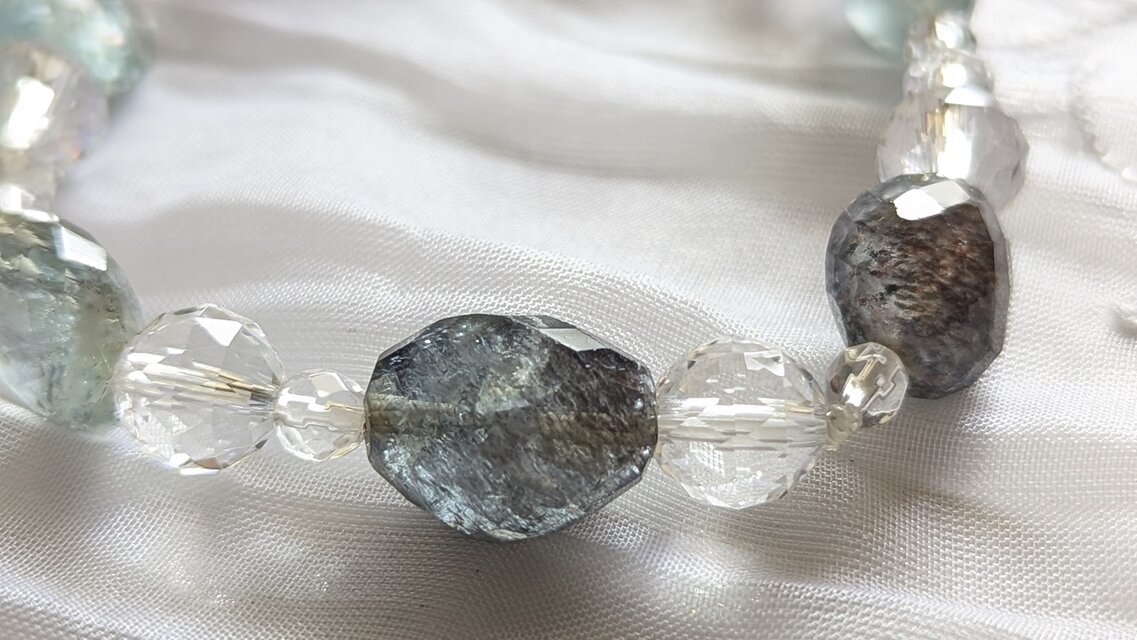 ✨イルメナイトインアクアマリン&クリアクォーツのブレスレット