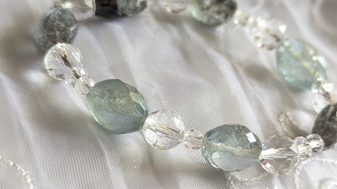 ✨イルメナイトインアクアマリン&クリアクォーツのブレスレット