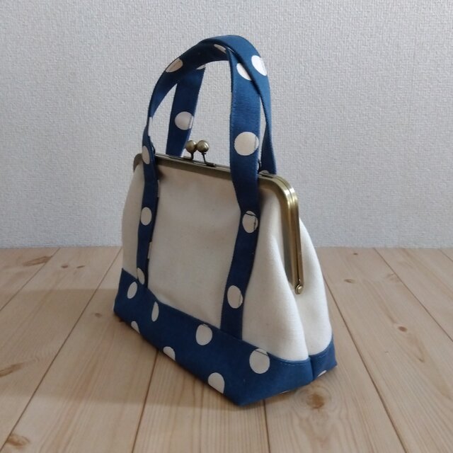 かわいいものが好き♥ ブックカバー、ポーチ、ミニトート 🧶🪡🐏 ブックケース📖 文庫本が入るサイズのブックケースを編み