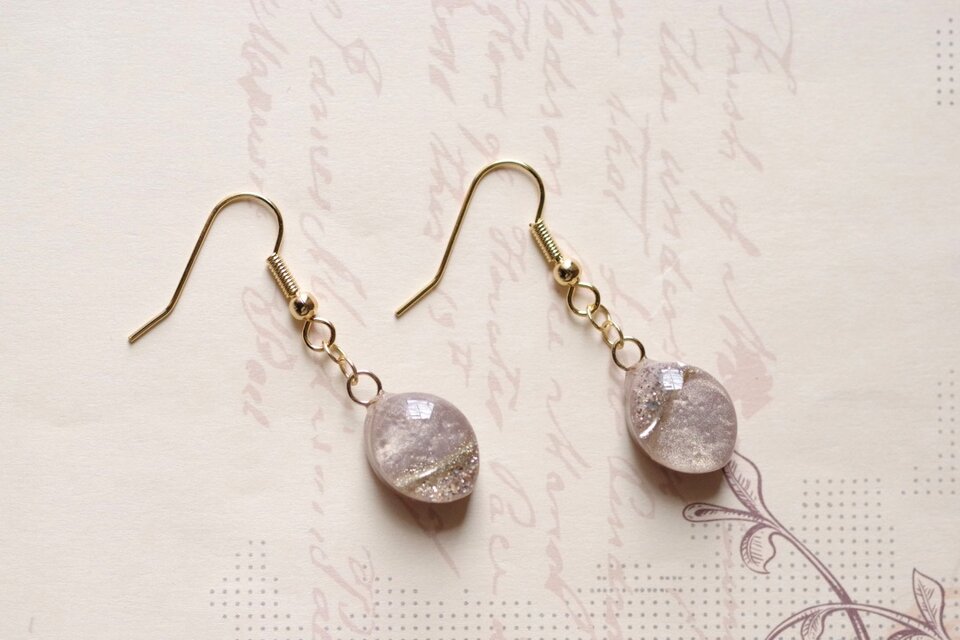 レジンアート　マーキスピアス〈千夜一夜〉