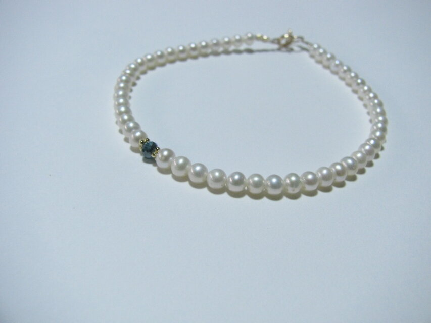 k10YG*ブルーダイヤと淡水パール（AAA）ブレスレット