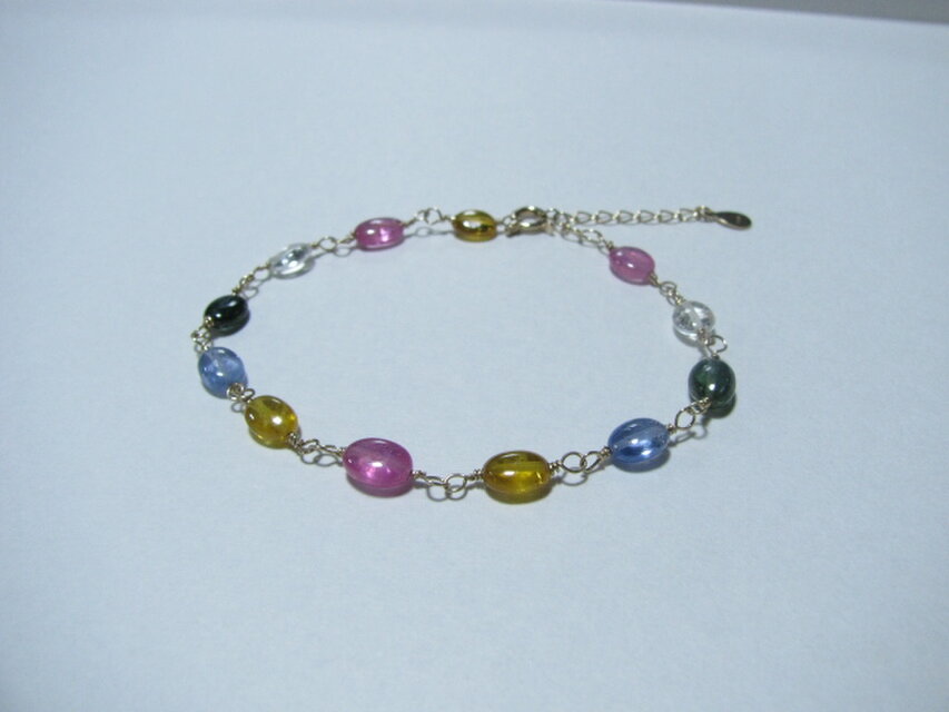 k10YG*高品質マルチカラーサファイアのブレスレット