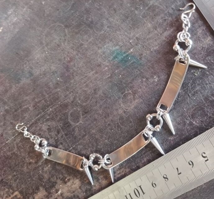 シルバーカラースタッズプレート男女両用羽織紐　着物や浴衣の羽織に！ブレスレットにも使用可