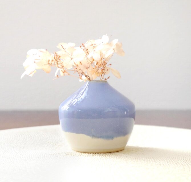 紫陽花結晶釉と白マットの一輪挿し