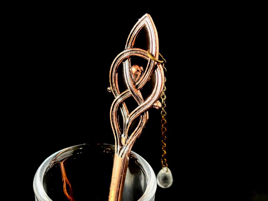 かんざし　水引の様な蔦模様のアンティーク調簪　銅古美　飾り簪　一本簪　夏　雫　シズク　しずく