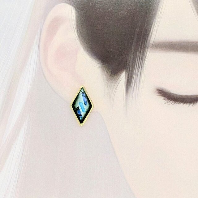 ブルー螺鈿と黒漆のスクエアピアスイヤリング2243