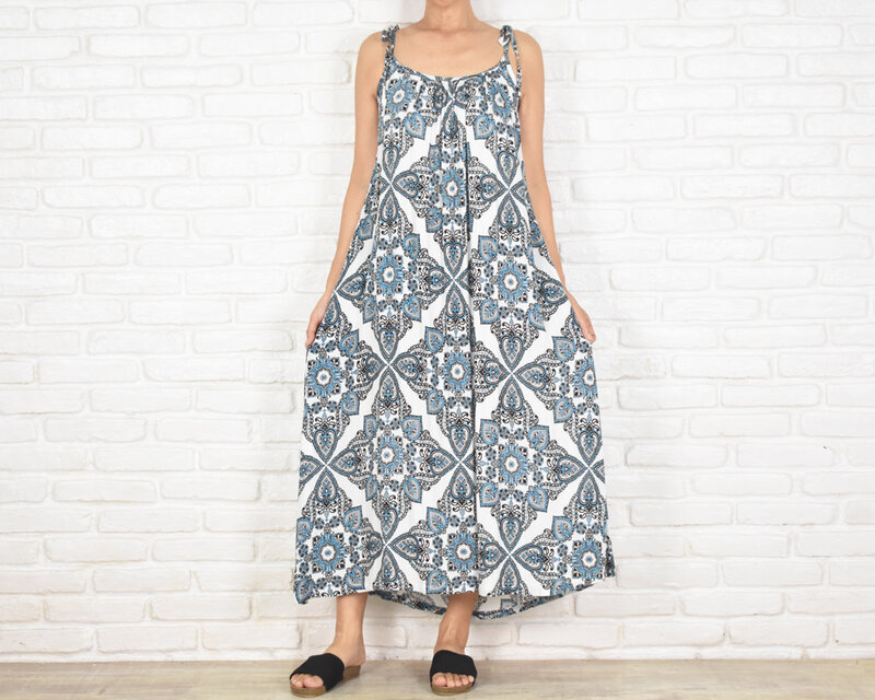 大人の夏に♪さらりと涼感！ペイズリー柄キャミソールワンピース