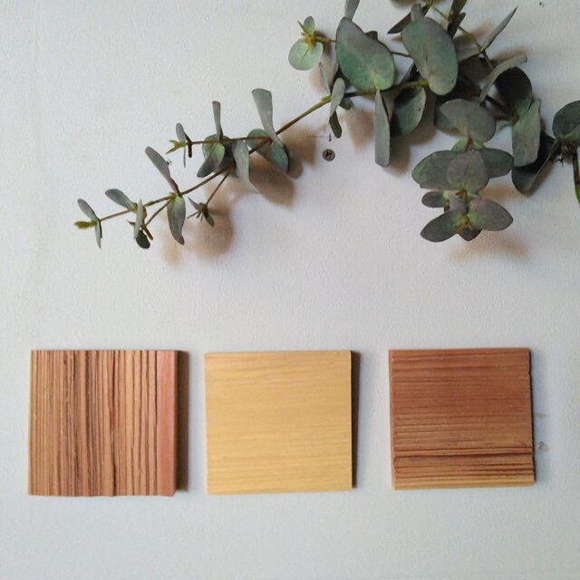 自然木のウォールデコ・ウッドパネル　〜ヒバ・杉 へぎ板〜