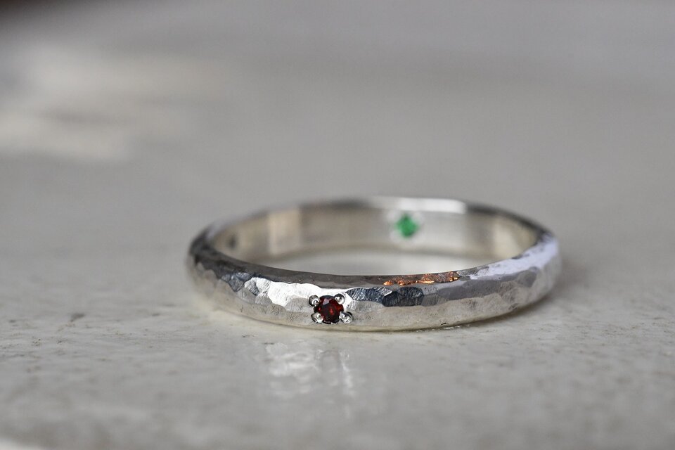 銀物語と光たち～ガーネット・グリーンガーネット～