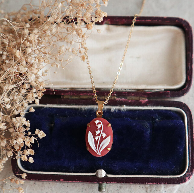 ヴィンテージ！秋色すずらんのカメオネックレス(テラコッタカラー) 金