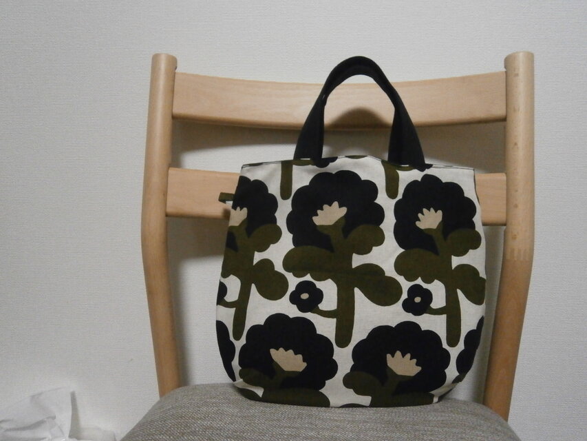 綿麻オックス生地・北欧デザインの手提げ