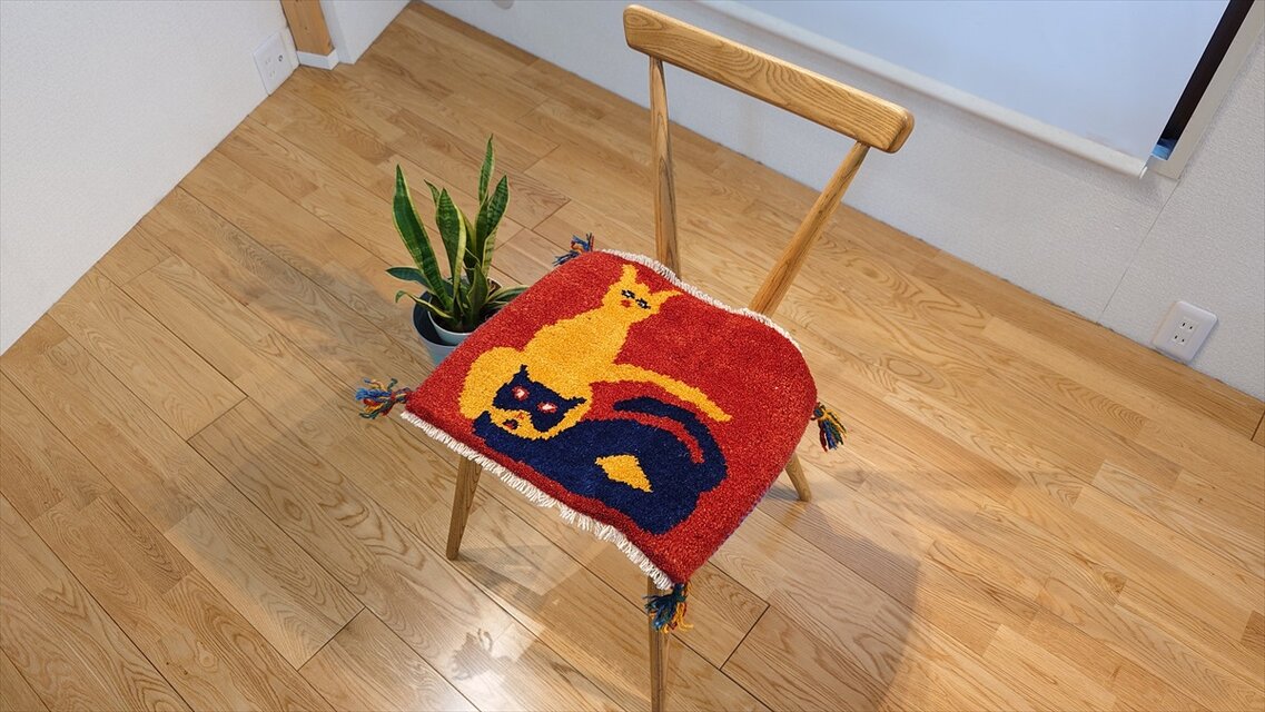 ペルシャ ギャッベ ミニマット 約40㎝角 猫 2枚セット | iichi 日々の