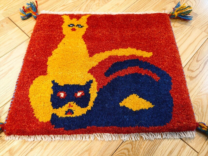 ペルシャ絨毯ギャッベ40cmx40cm ミニ絨毯　ミニラグ ペルシャ ギャッベ ミニマット 約40㎝角 猫 2枚セット | iichi 日々の