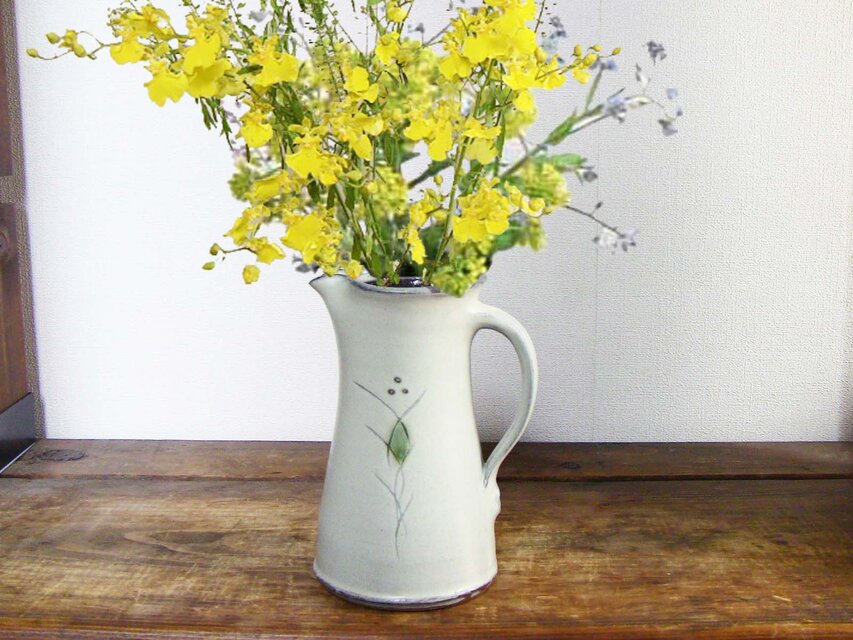 草花文ピッチャー（イッチン）15cm