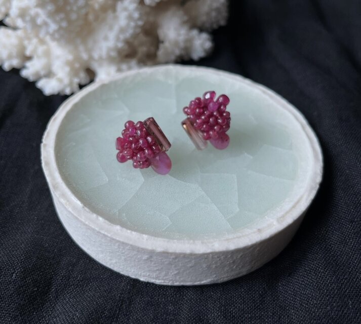 『柘榴』のピアス[ルビー・トルマリン］