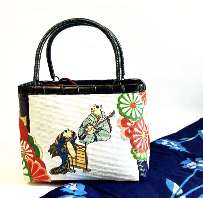 一閑張りバッグ中袋付き　『三味線猫と花』　浮世絵仕上げ