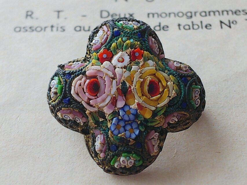 vintage】イタリア製 マイクロモザイク ブローチ フラワー 微細