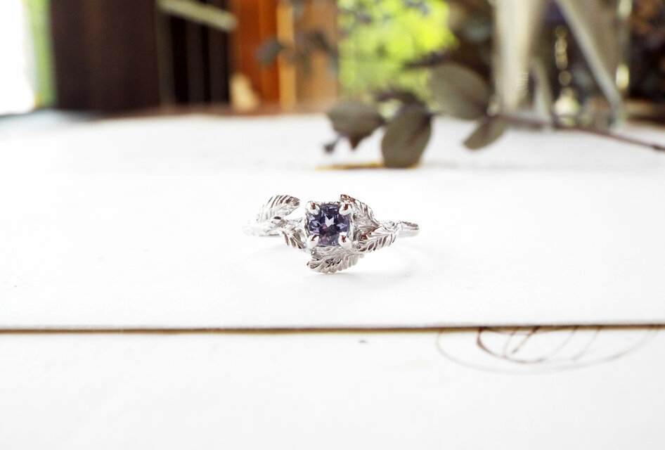 小さな花屋　ローズ（タンザナイト）