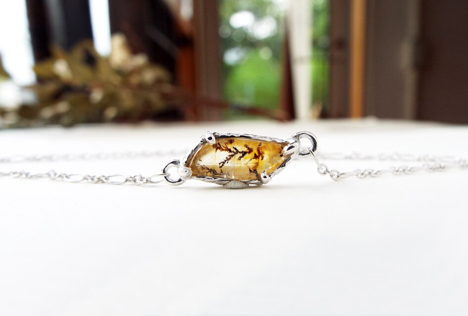 【一点物】デンドリティッククォーツのブレスレット（茜空）