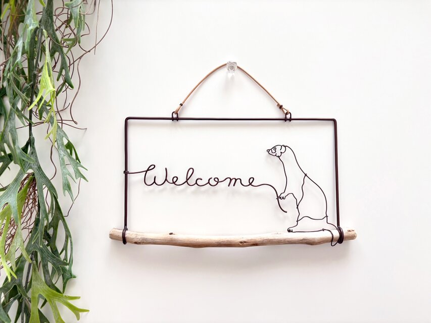 フェレットのWelcome 流木オーナメント