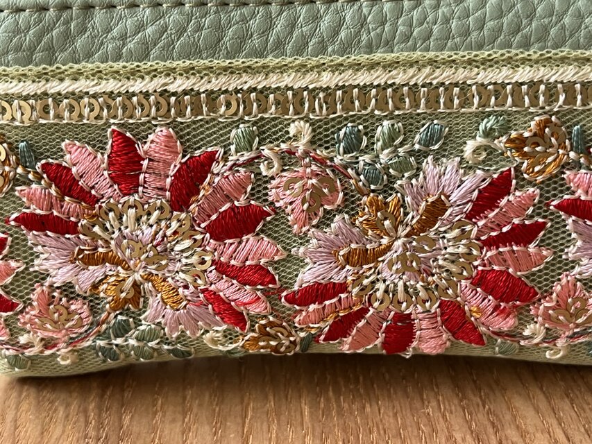 両面インド刺繍ポーチ 10cm フェイクレザー カラビナ④ | iichi 日々の