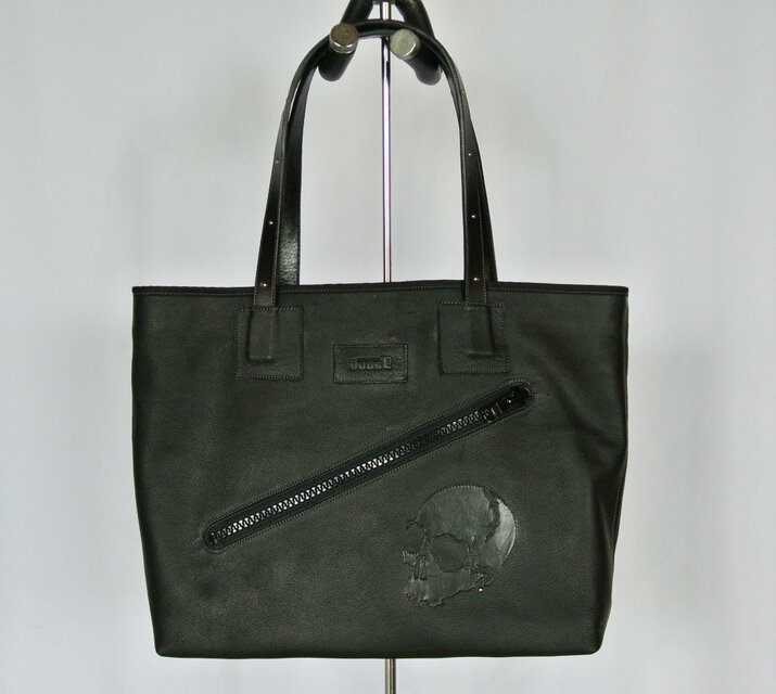 スカル、デザイントート。