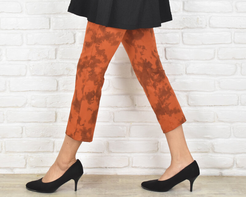 needles　レザー　オレンジラメストレートパンツ Needles トラックスーツ ボトムス - オレンジ | OT229ARUST