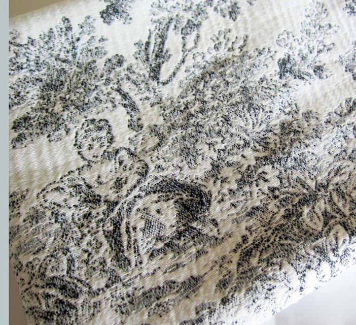 フランス生地 濃淡トワルドジュイのポーチ ブラック 羊 人 田園風景