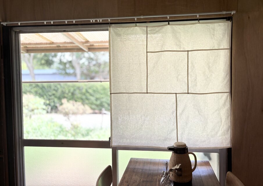 風と光をまとう 白リネン（90×90㎝）