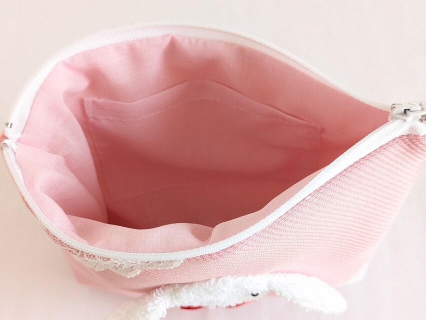 ふわふわうさぎのポーチ（ピンク） | iichi 日々の暮らしを心地よく