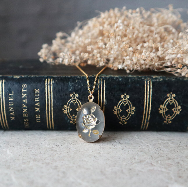 西ドイツヴィンテージ！薔薇のフロストネックレス　金アレ対応