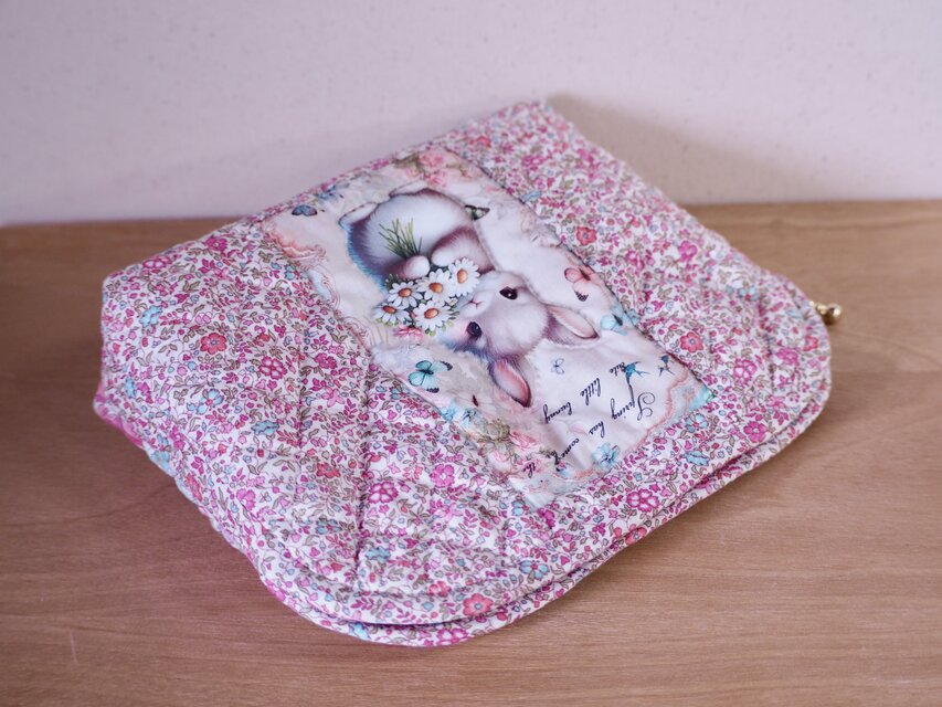 パッチワークキルト リバティ ポーチ うさぎ | iichi 日々の