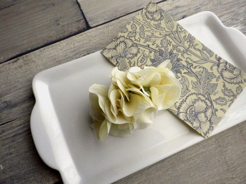 大きな花びらの紫陽花のポニーフック ■ アルディハイドレンジア ■  レモンクリーム