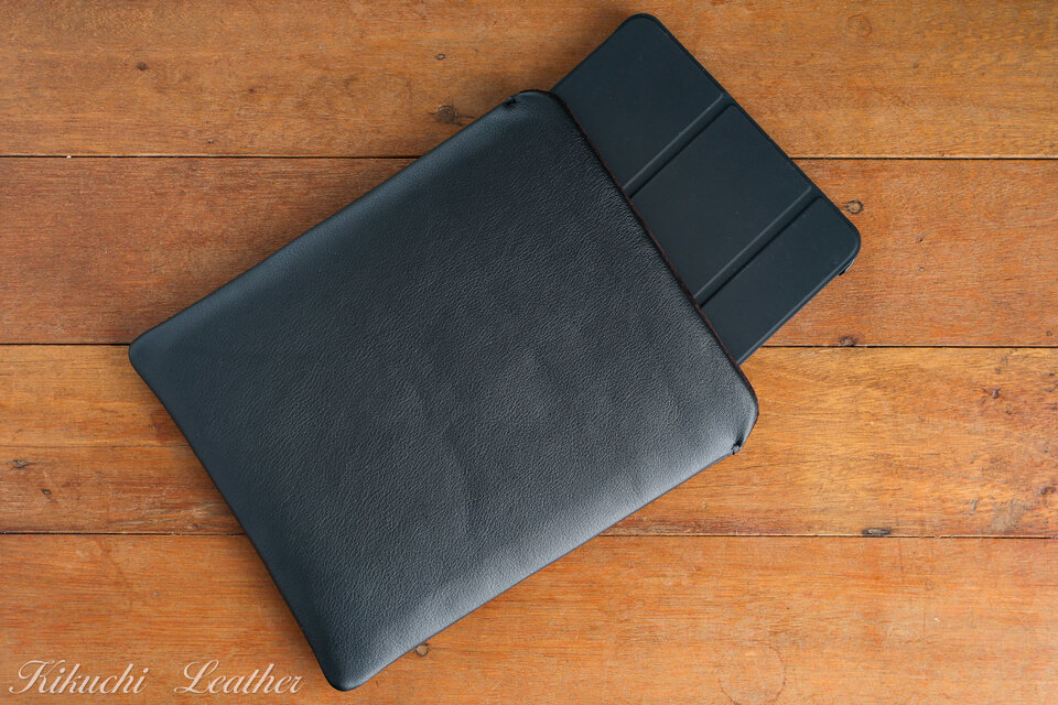 WATERPROOF LEATHER》本革レザースリーブケース iPad Pro 12.9・13