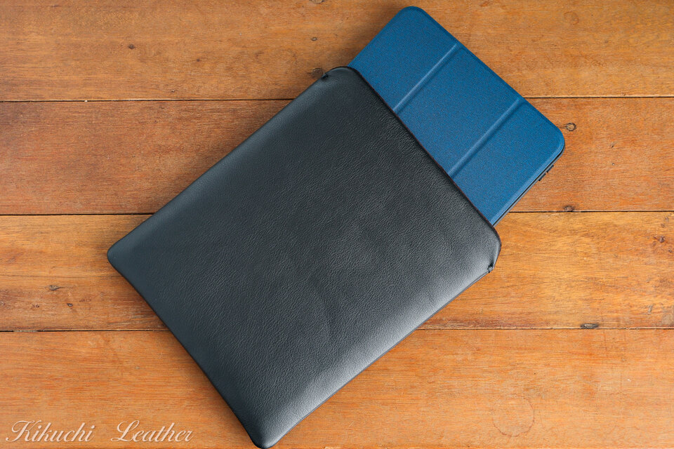 本革イタリアンレザー iPad mii スリーブケース 選べるカラー グリーン WATERPROOF LEATHER》本革レザースリーブケース iPad 11/10.9インチ