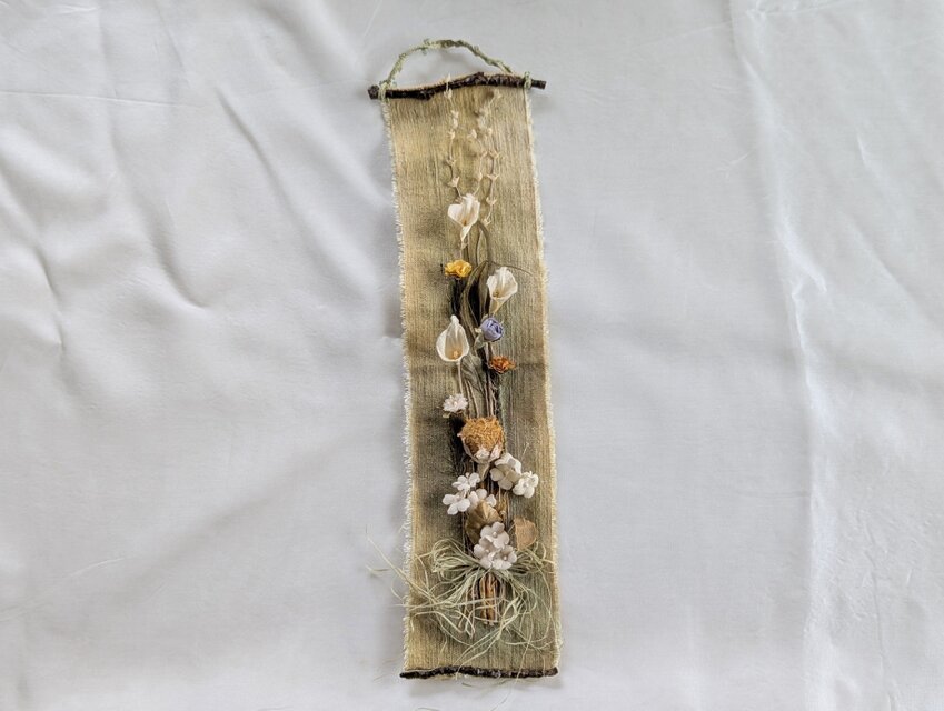 布花　タペストリー（ちりめんバラ他） / 00128