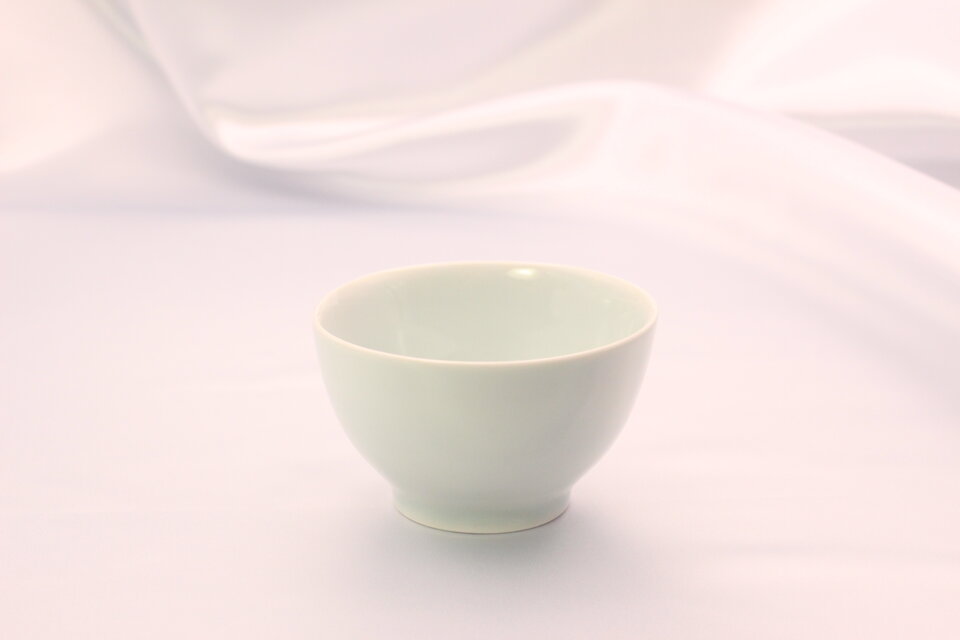 青白磁ぐい呑み