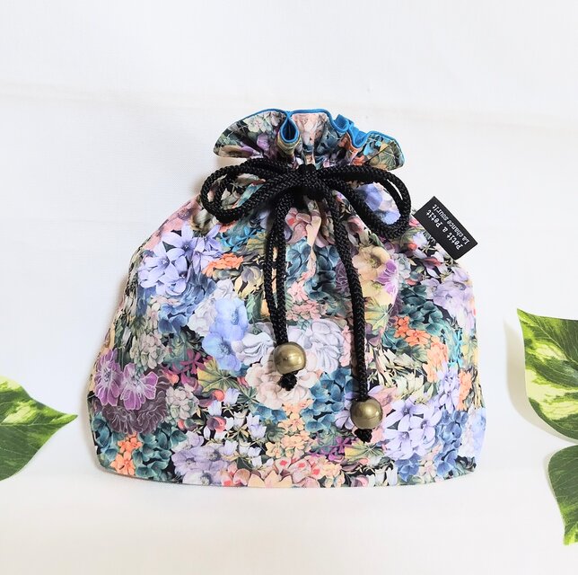 リバティペインテッドの巾着袋