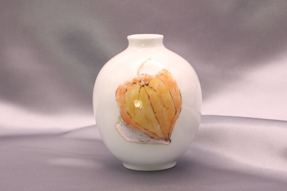 ほおずきの一輪挿し