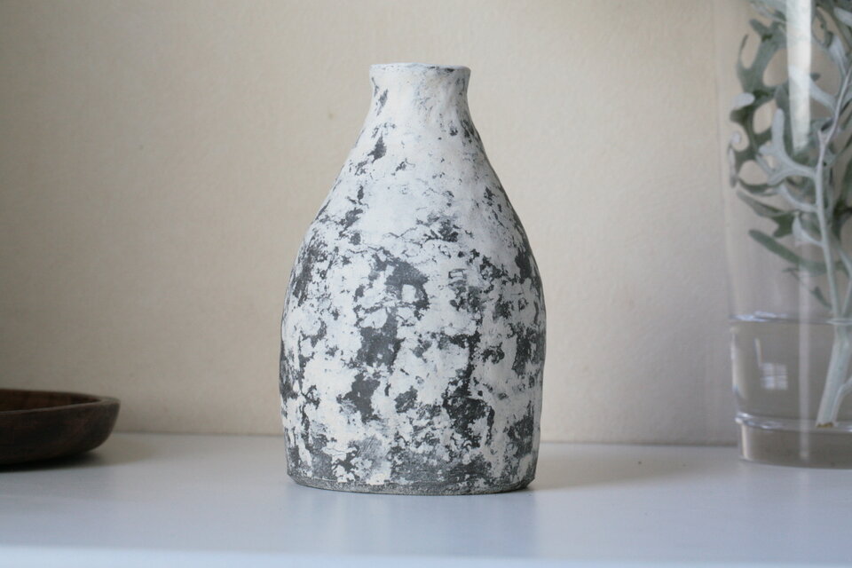 白化粧花入れ【101】