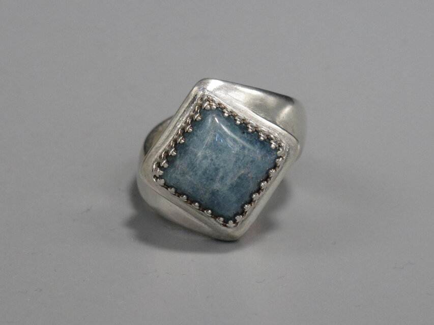 真四角濃淡ブルー