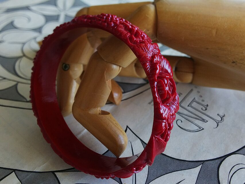 1930/40年代　セルロイド製バングル（薔薇、スズラン、Daisy、大輪菊etc…）