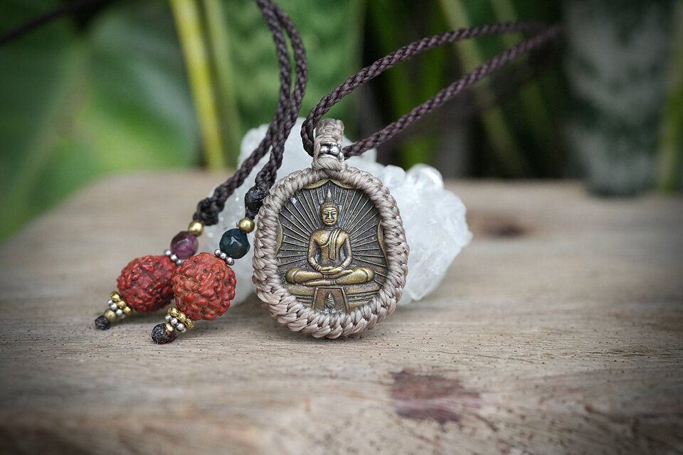 御幸さす★仏陀様　マクラメネックレス2446